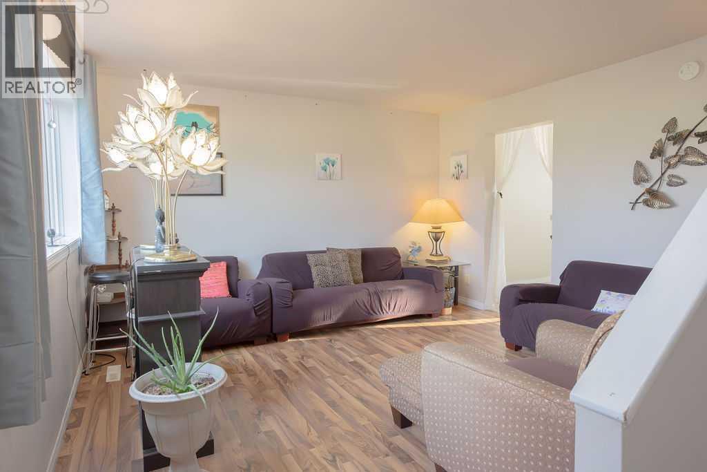 305 5 Street - Photo 6