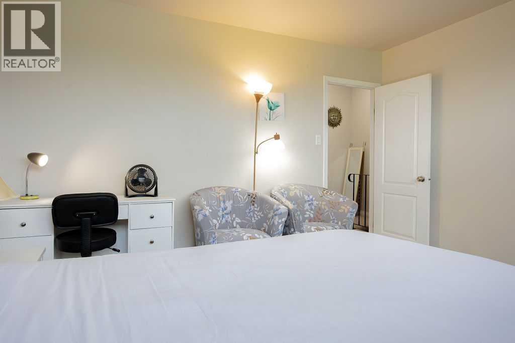 305 5 Street - Photo 20