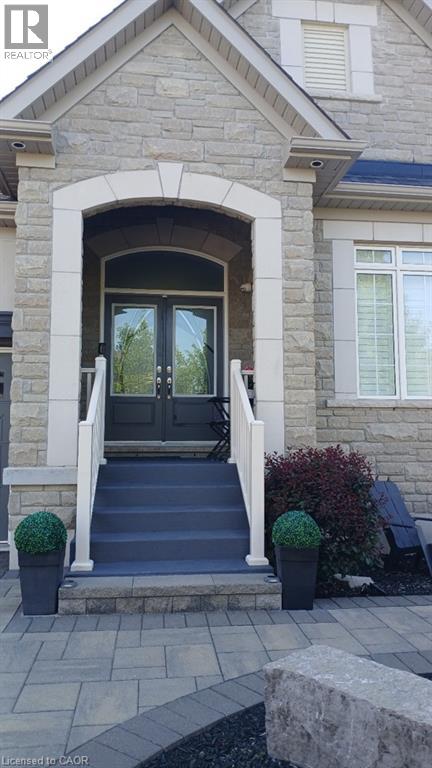 3 Bed, 5 Bath House for Sale in Cookstown – 77 COPELAND Crescent, Cookstown - Image 3