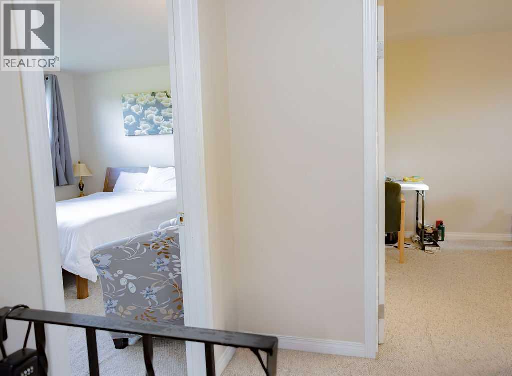 305 5 Street - Photo 15
