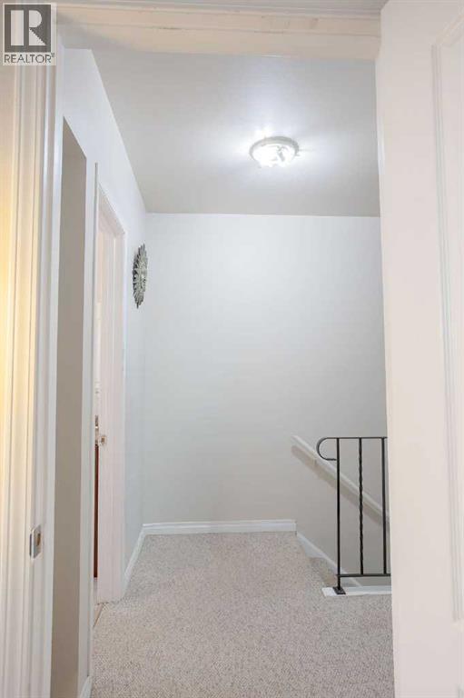 305 5 Street - Photo 21