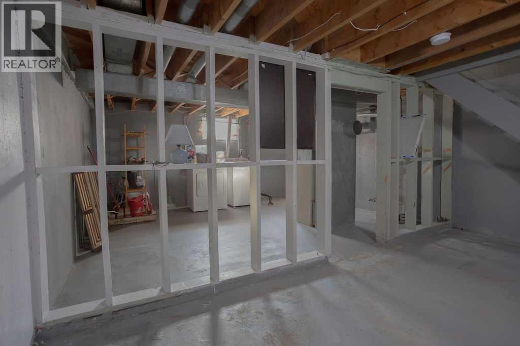 #63 305 5 Street - 27