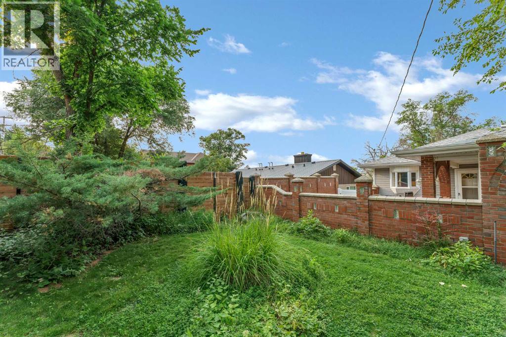 201 1 Street SW - Image 46