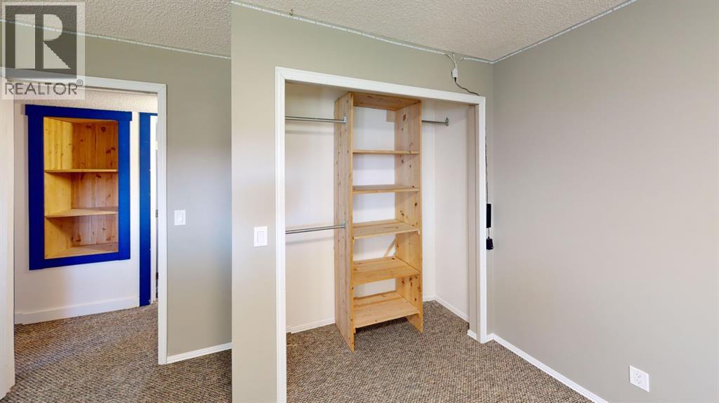 301 4 Avenue - Image 35