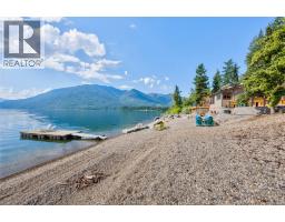 1726 31 Highway, Queens Bay, BC V0B1M1 Photo 52