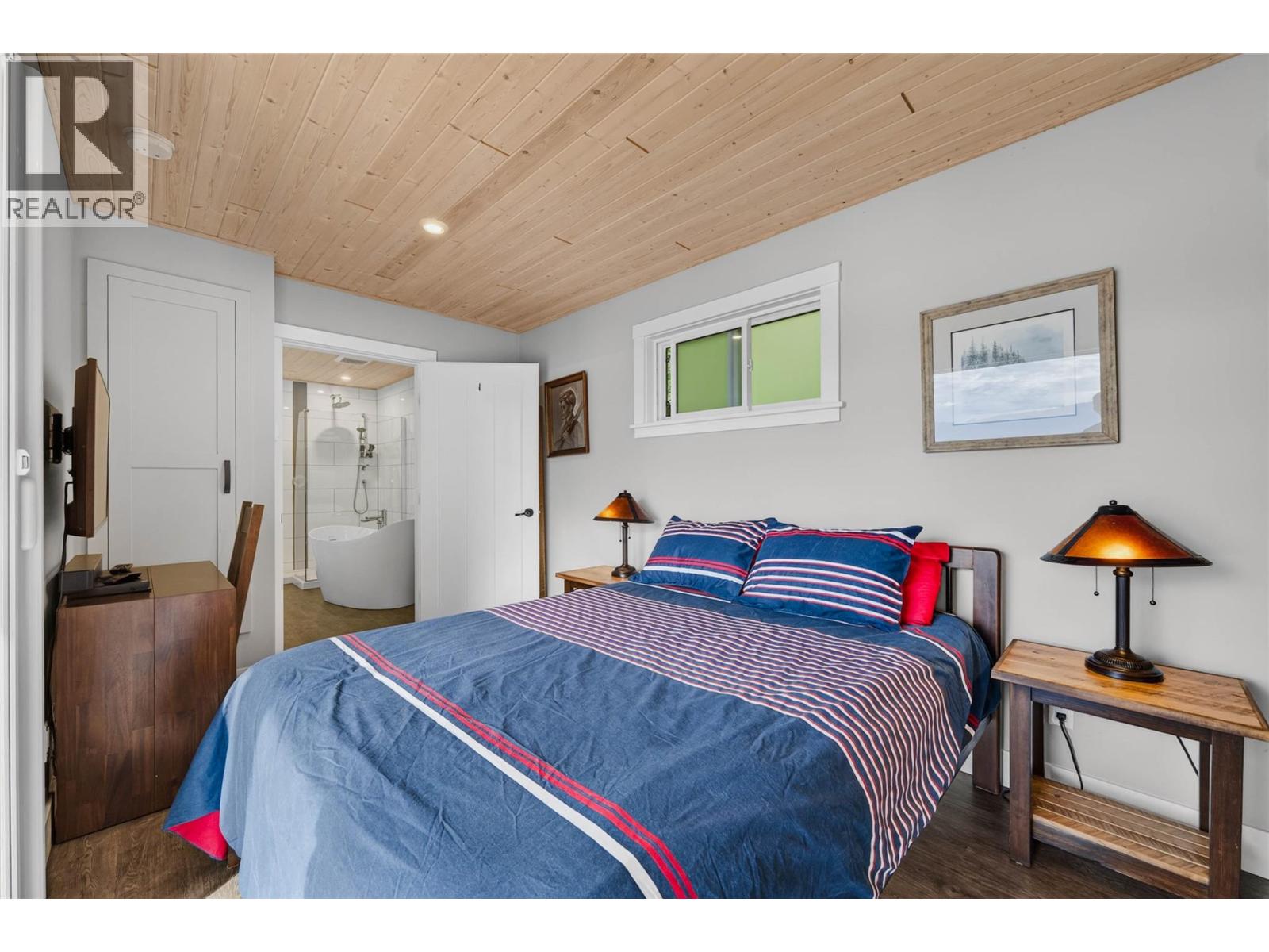 1726 31 Highway - Image 29