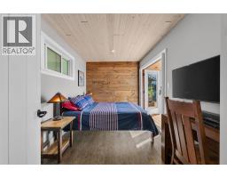 1726 31 Highway, Queens Bay, BC V0B1M1 Photo 32