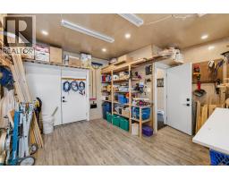 1726 31 Highway, Queens Bay, BC V0B1M1 Photo 46