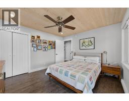1726 31 Highway, Queens Bay, BC V0B1M1 Photo 28