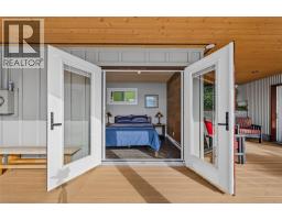 1726 31 Highway, Queens Bay, BC V0B1M1 Photo 31
