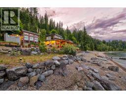 1726 31 Highway, Queens Bay, BC V0B1M1 Photo 69