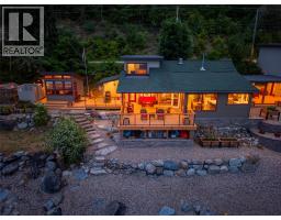 1726 31 Highway, Queens Bay, BC V0B1M1 Photo 94