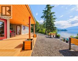 1726 31 Highway, Queens Bay, BC V0B1M1 Photo 64