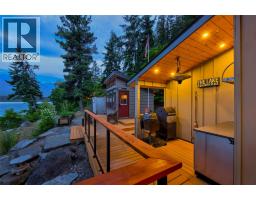 1726 31 Highway, Queens Bay, BC V0B1M1 Photo 74