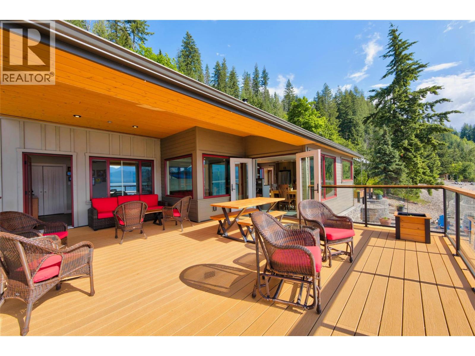 1726 31 Highway - 61