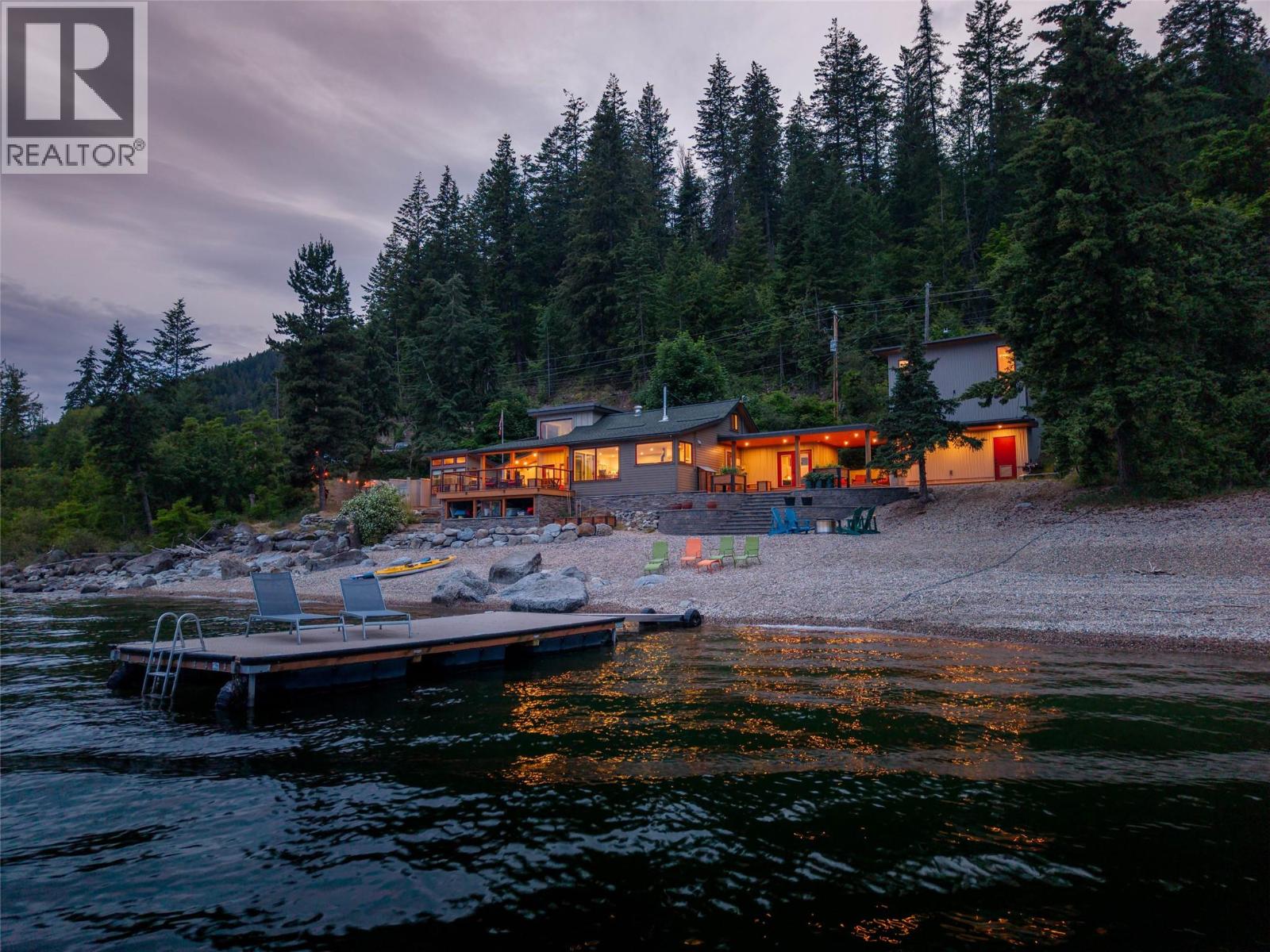 1726 31 Highway - 90