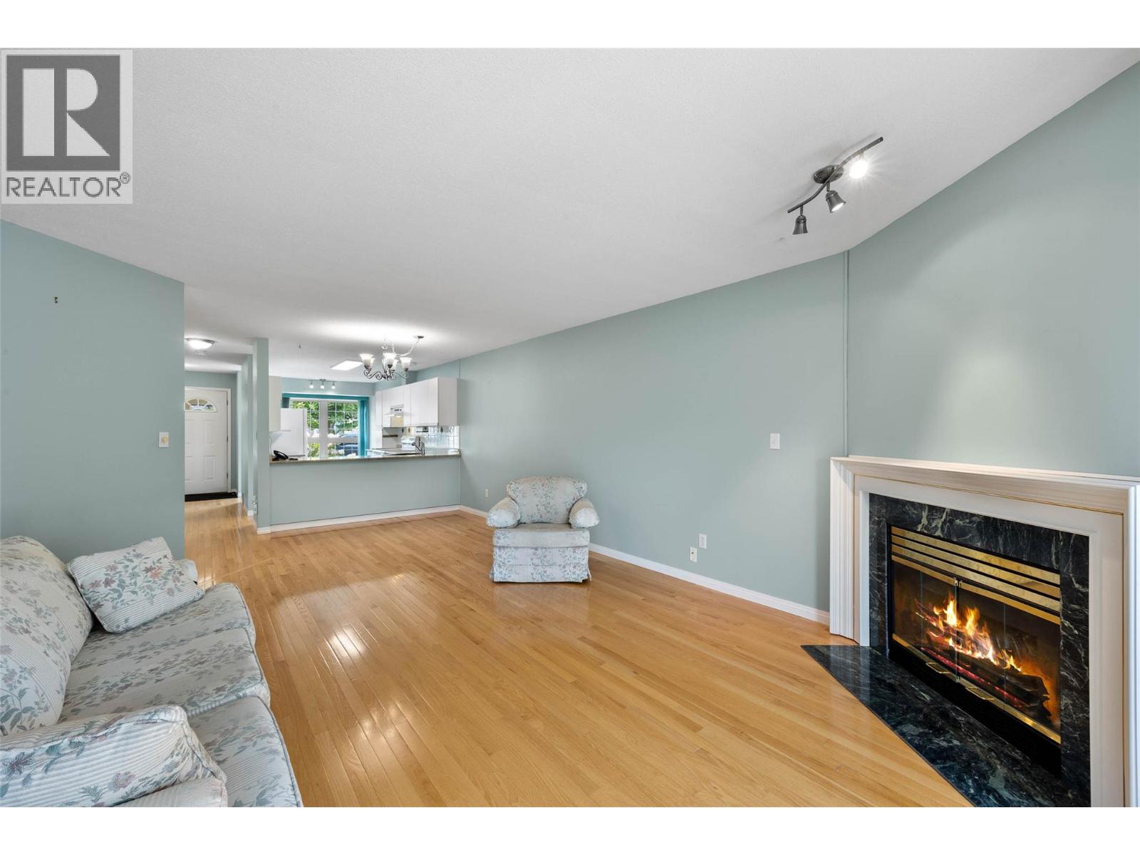 #17 1750 Pacific Way - 9