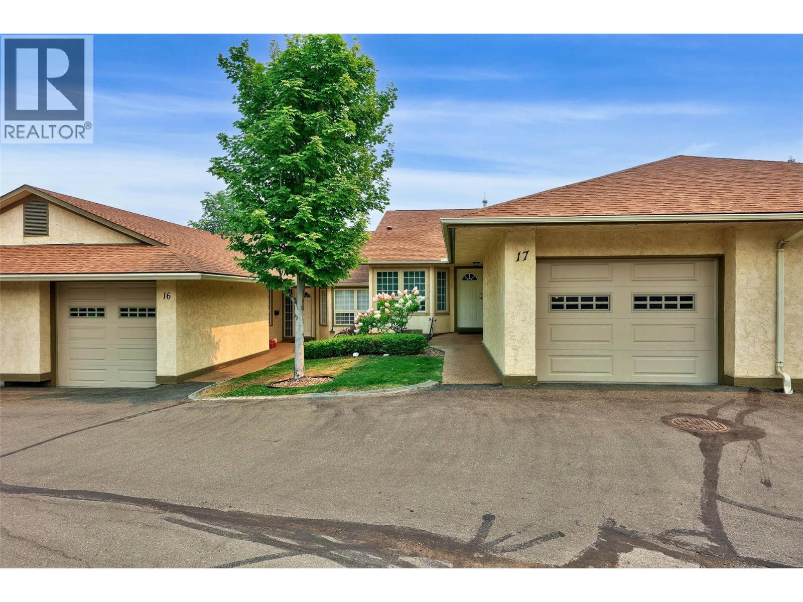 #17 1750 Pacific Way - 1