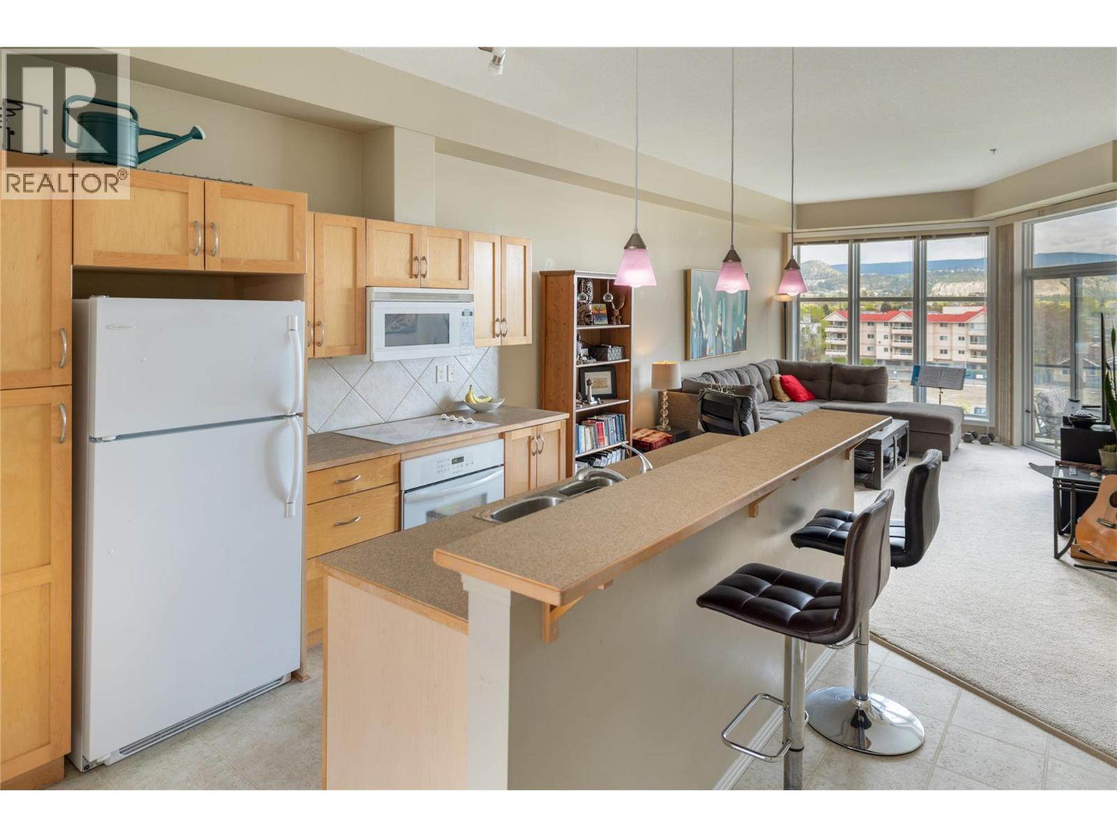 #408 1327 St Paul Street - 7