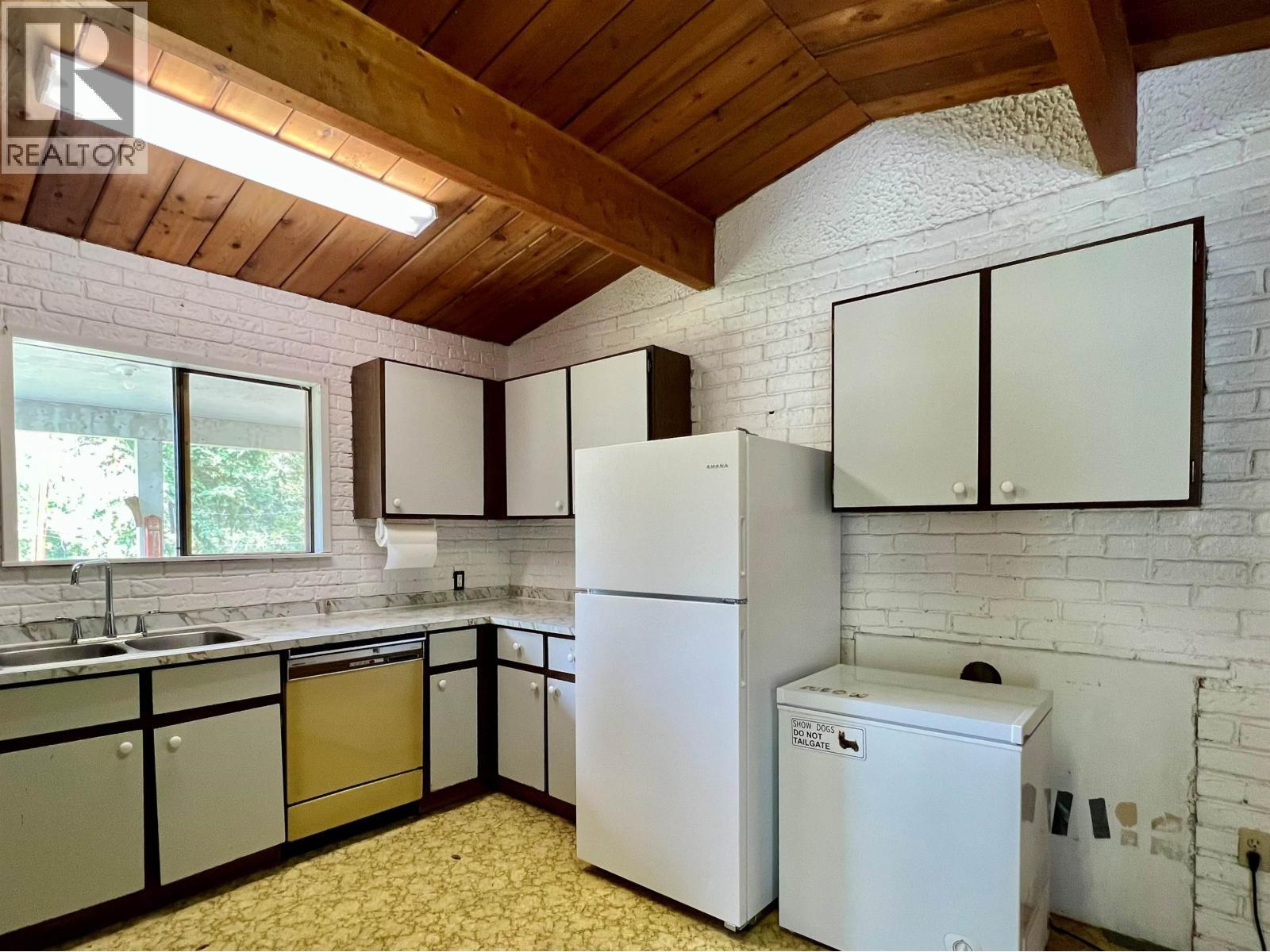 6709 RYALL ROAD - 5