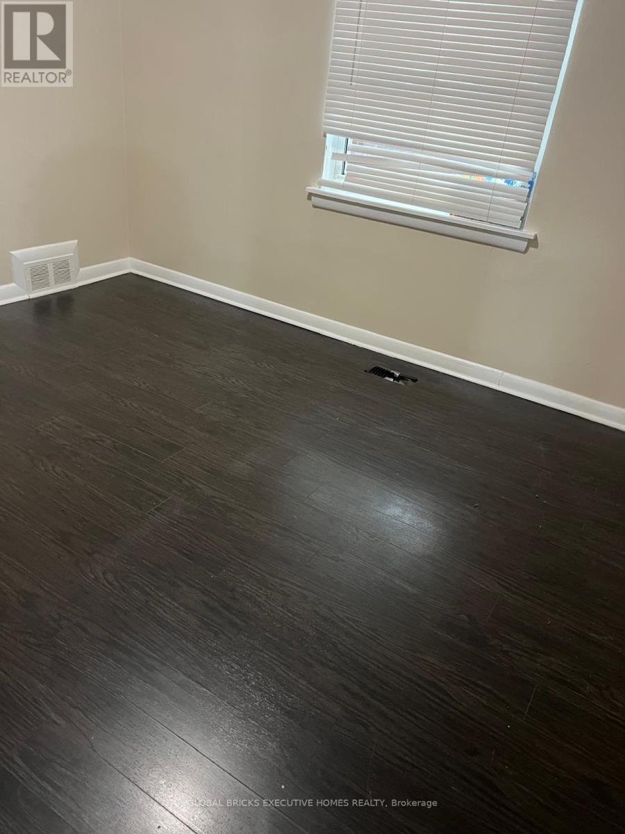 35 LUVERNE AVENUE - 9
