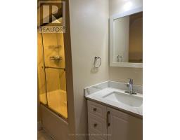 35 Luverne Avenue, Toronto, ON M3H1R7 Photo 13