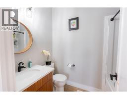 8049 Northville Road, Lambton Shores, ON N0M2N0 Photo 14