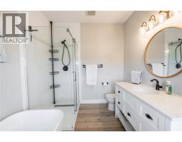 8049 Northville Road, Lambton Shores, ON N0M2N0 Photo 18