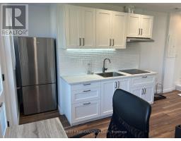 Unit 2 - 1473 Adelaide Street N, London North, ON N5X1K3 Photo 9