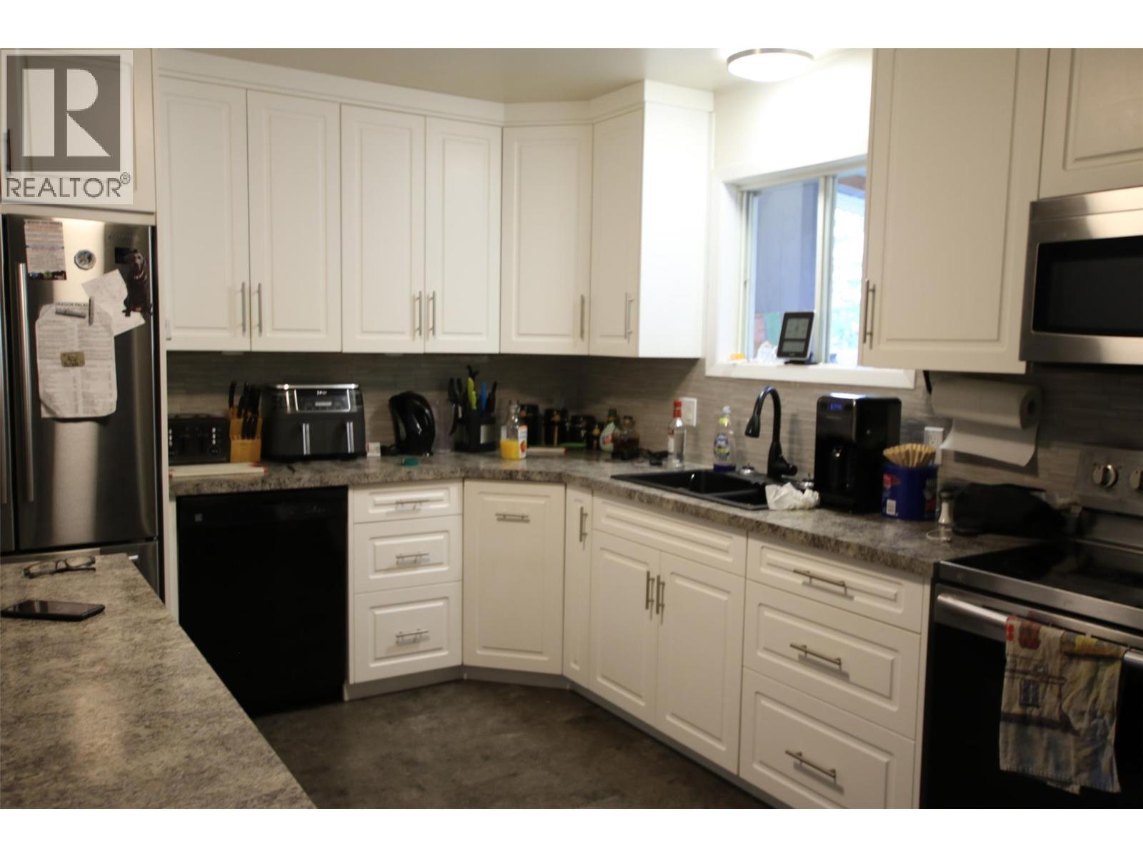 119 Spruce Avenue - Image 4