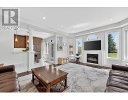 Bedroom 4 - 14 Emerald Heights Drive, Whitchurch Stouffville, ON L4A0C8 Photo 10