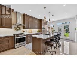 14 Emerald Heights Drive, Whitchurch Stouffville, ON L4A0C8 Photo 13