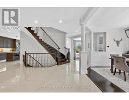 Laundry room - 14 Emerald Heights Drive, Whitchurch Stouffville, ON L4A0C8 Photo 6