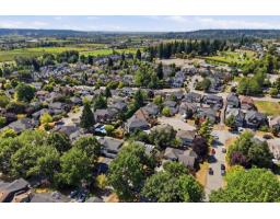 5873 169 Street, Surrey, BC V3S7A1 Photo 6