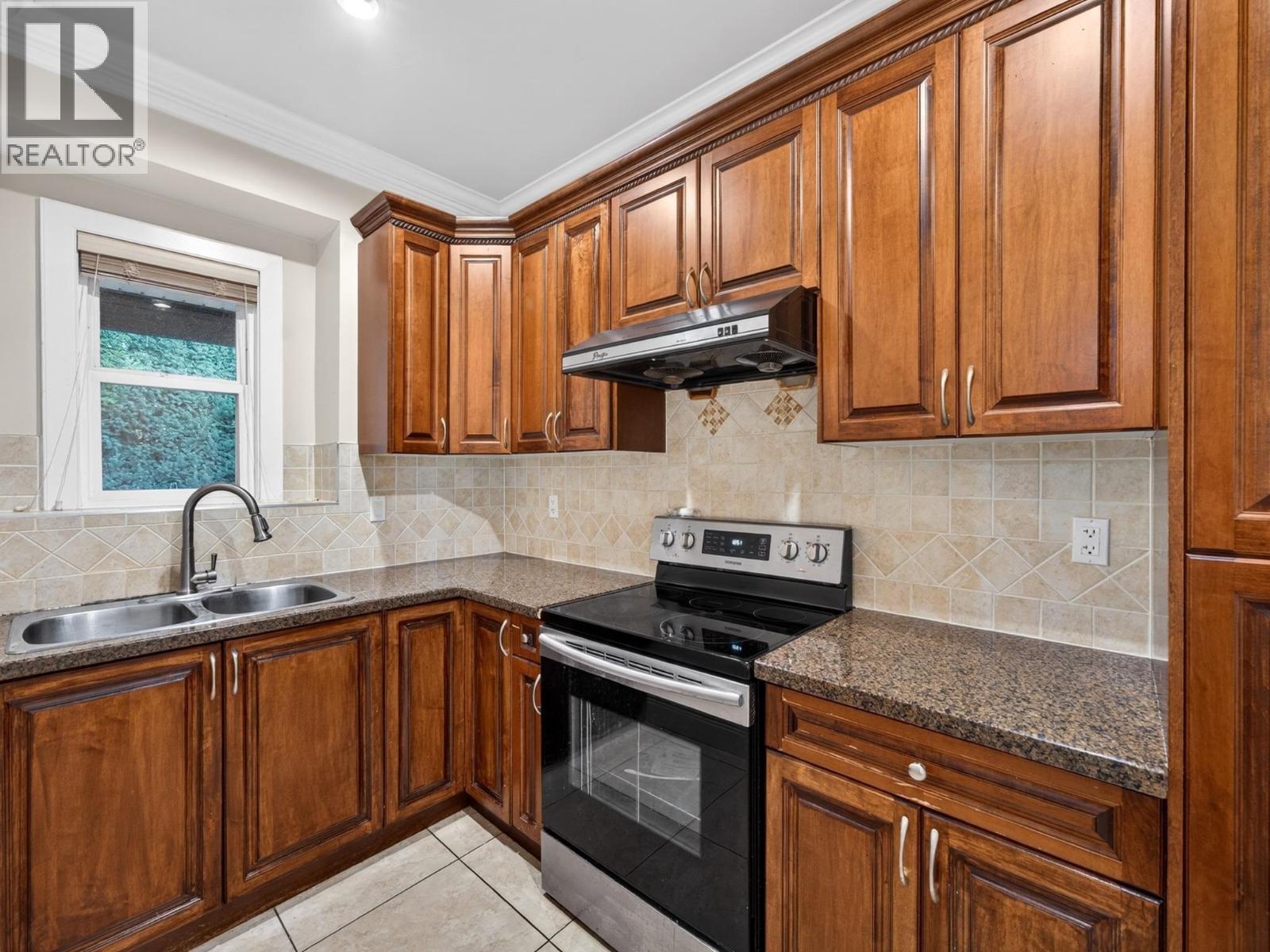 6040 ADAMS PLACE, Richmond photo 11