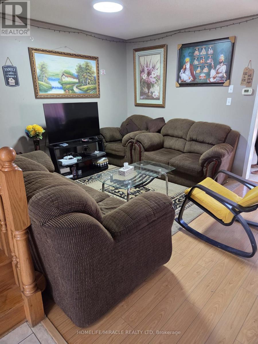 62 SKYLAR CIRCLE - 2