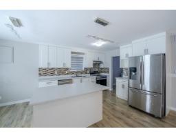 32565 George Ferguson Way, Abbotsford, BC V2T4C8 Photo 16