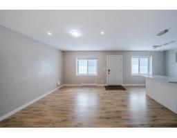32565 George Ferguson Way, Abbotsford, BC V2T4C8 Photo 15