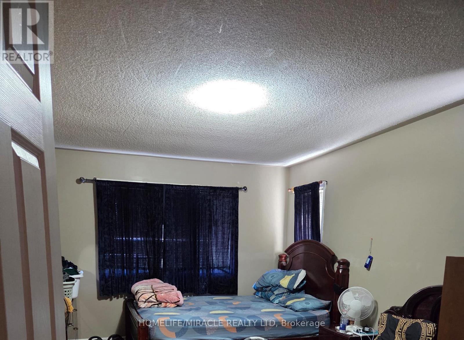 62 SKYLAR CIRCLE - 10