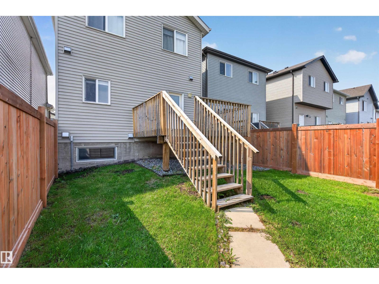 812 MORRIS AV - 16