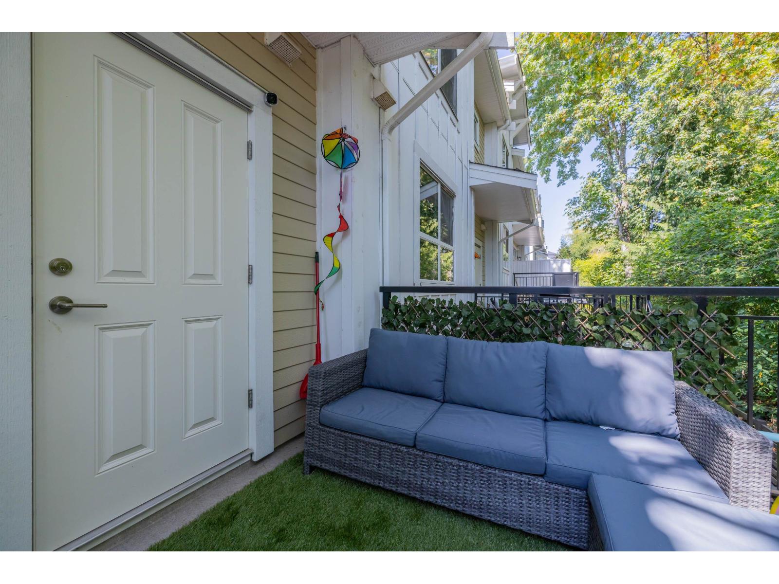 128 16561 17A AVENUE, White Rock