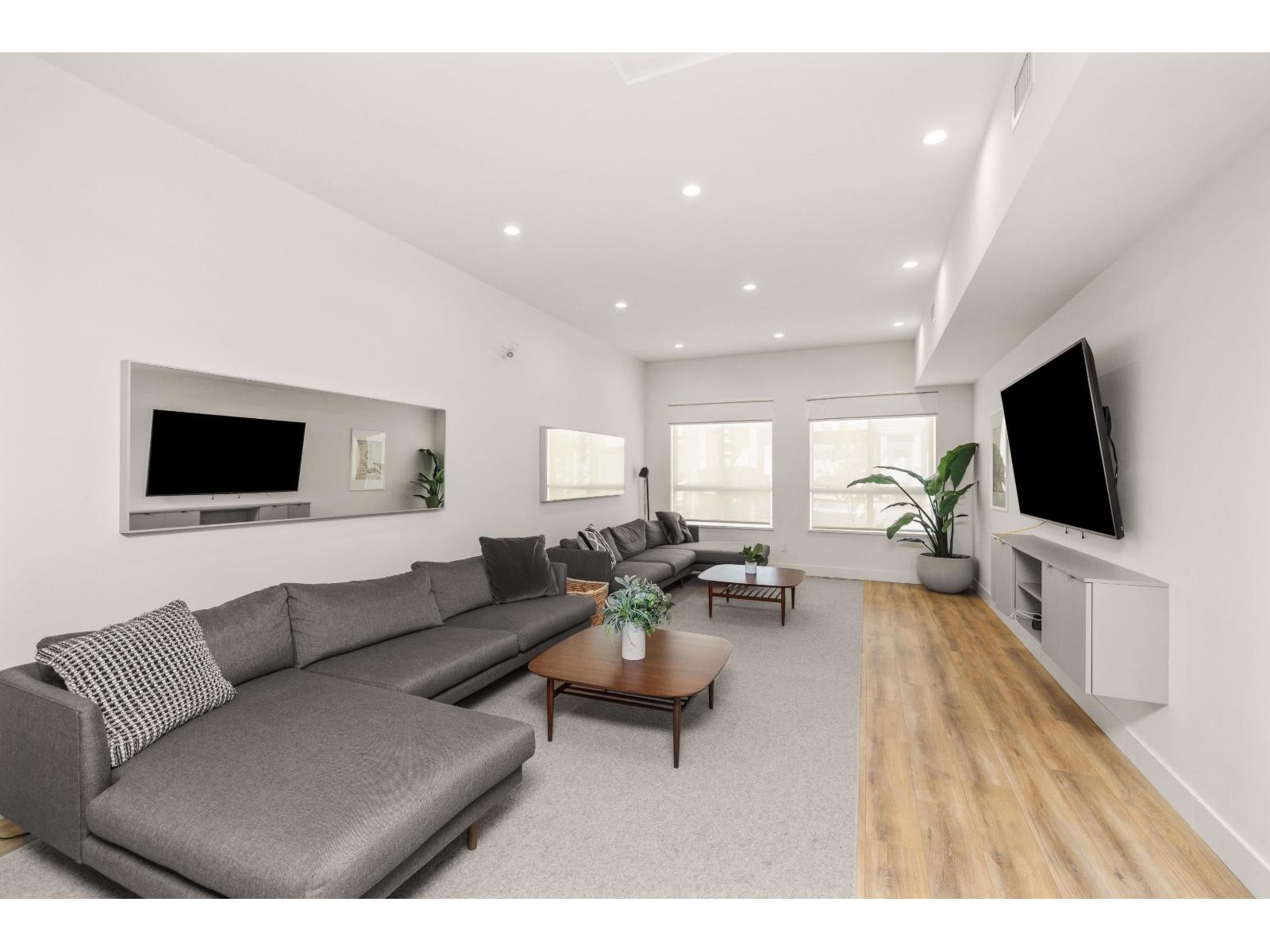 128 16561 17A AVENUE, White Rock