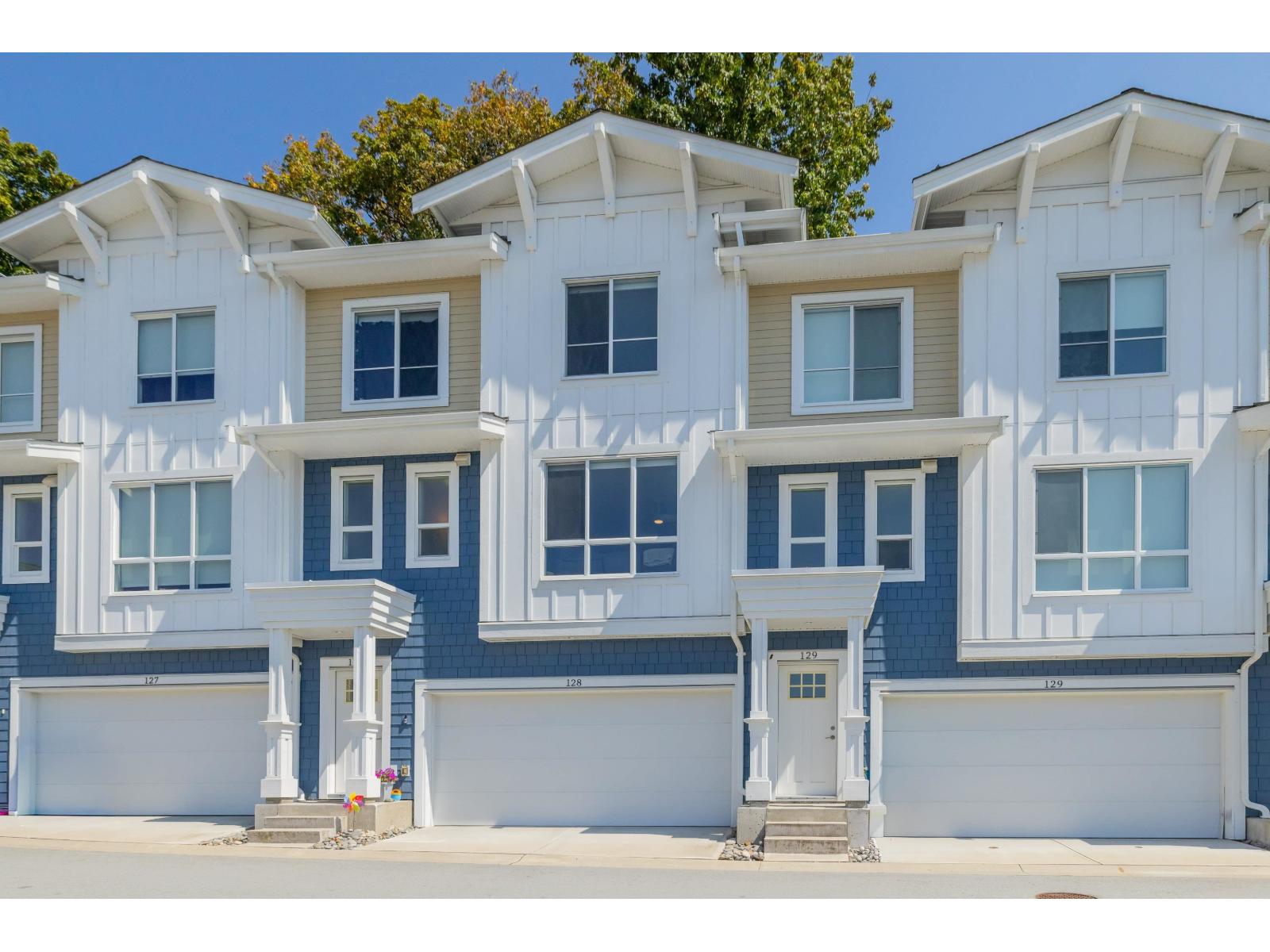 128 16561 17A AVENUE, White Rock