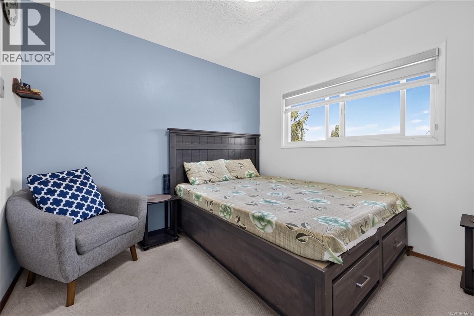 #3 864 Swan St - 29