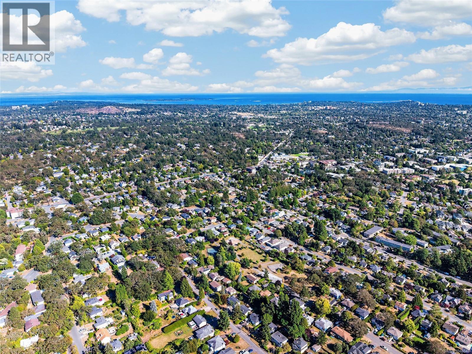 3 864 Swan Street, Saanich