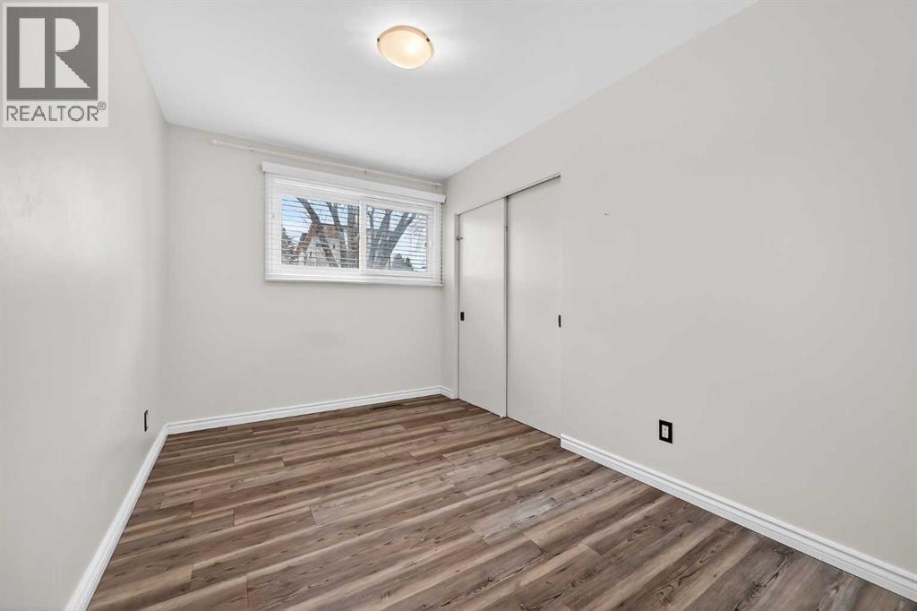 81 Westminster Drive SW - 13