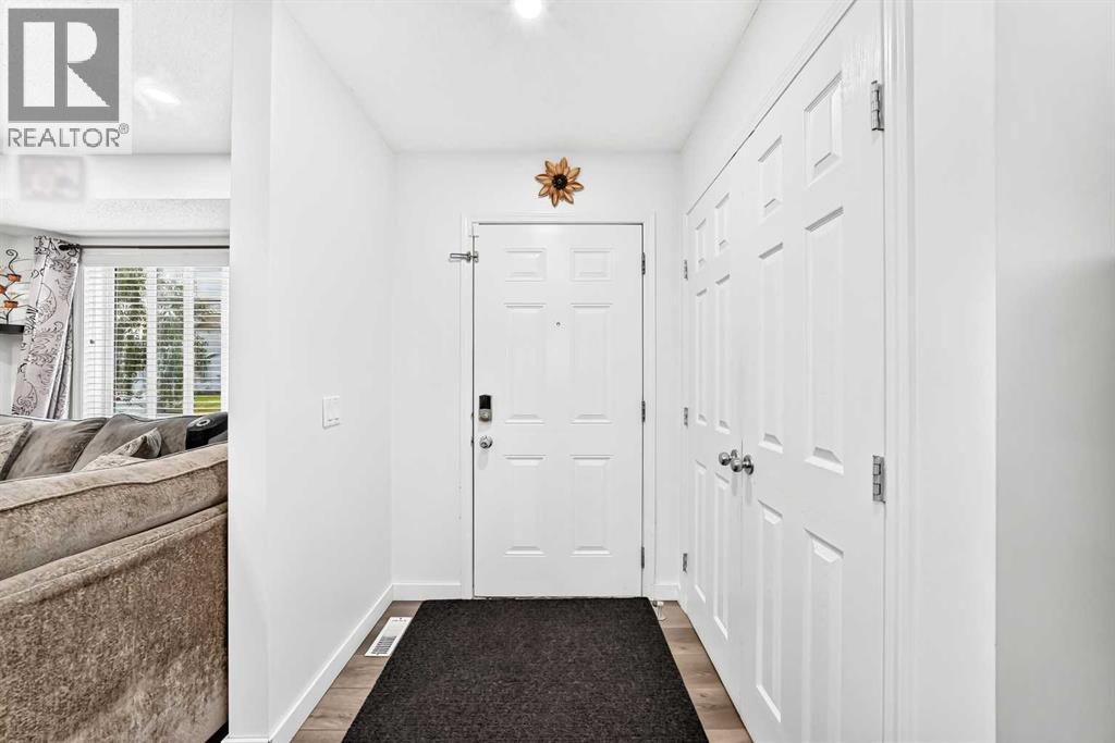 24 Taralake Road NE - 3