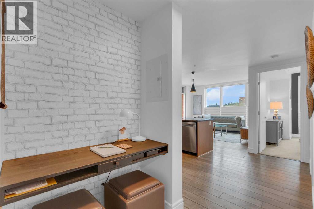 817 15 Avenue Southwest - Photo 13