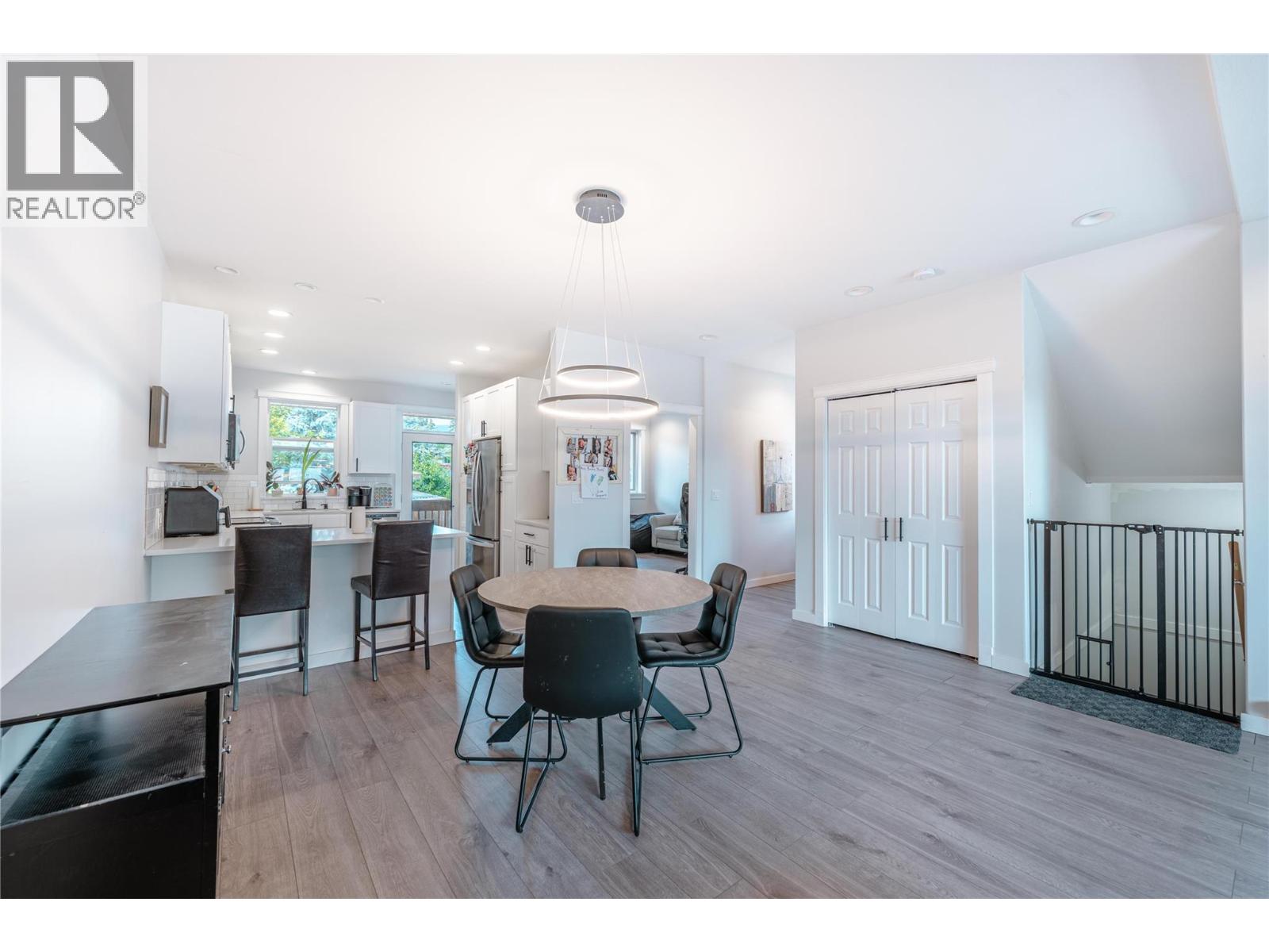 703 Center Street - 8