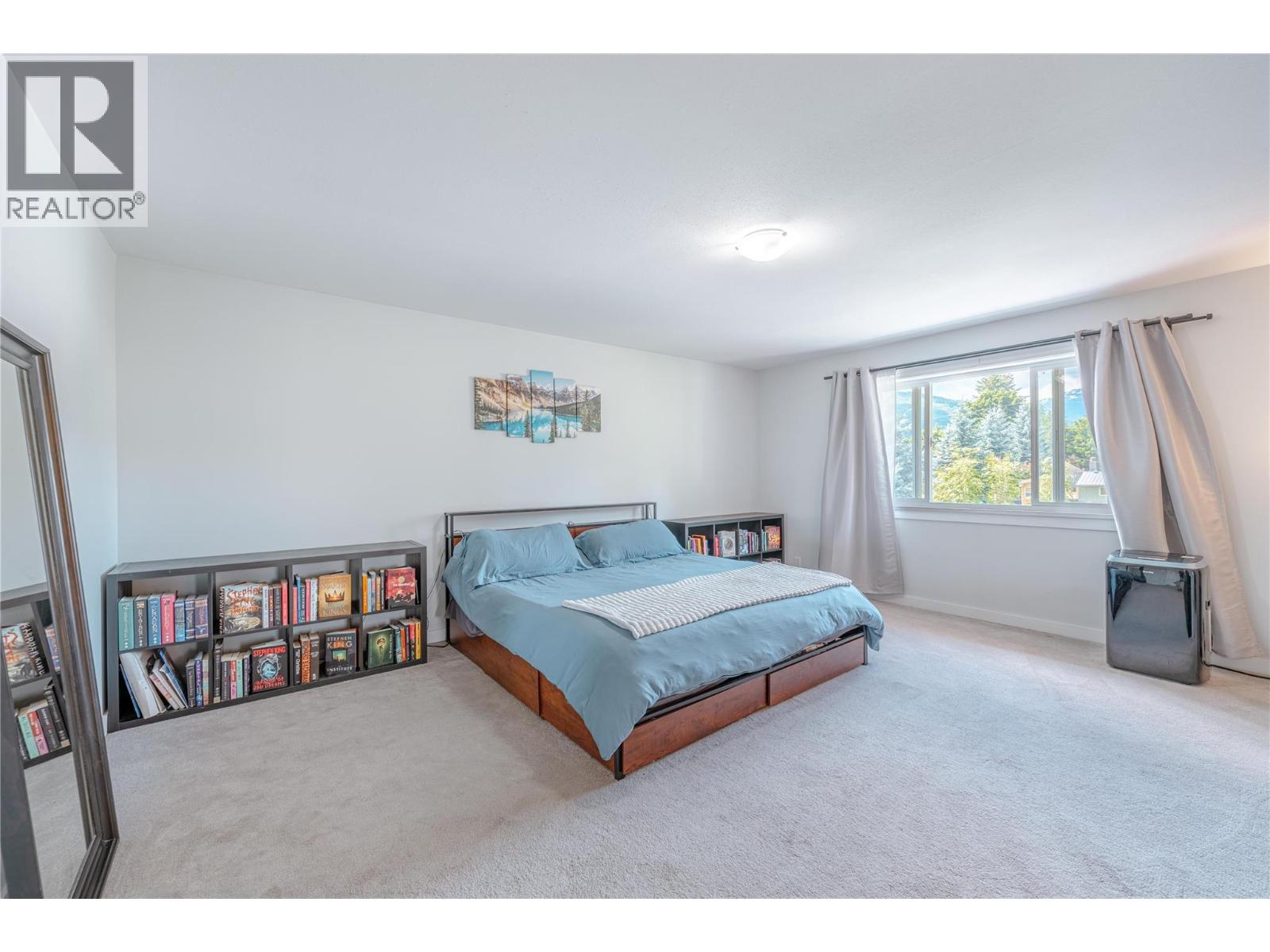 703 Center Street, Revelstoke